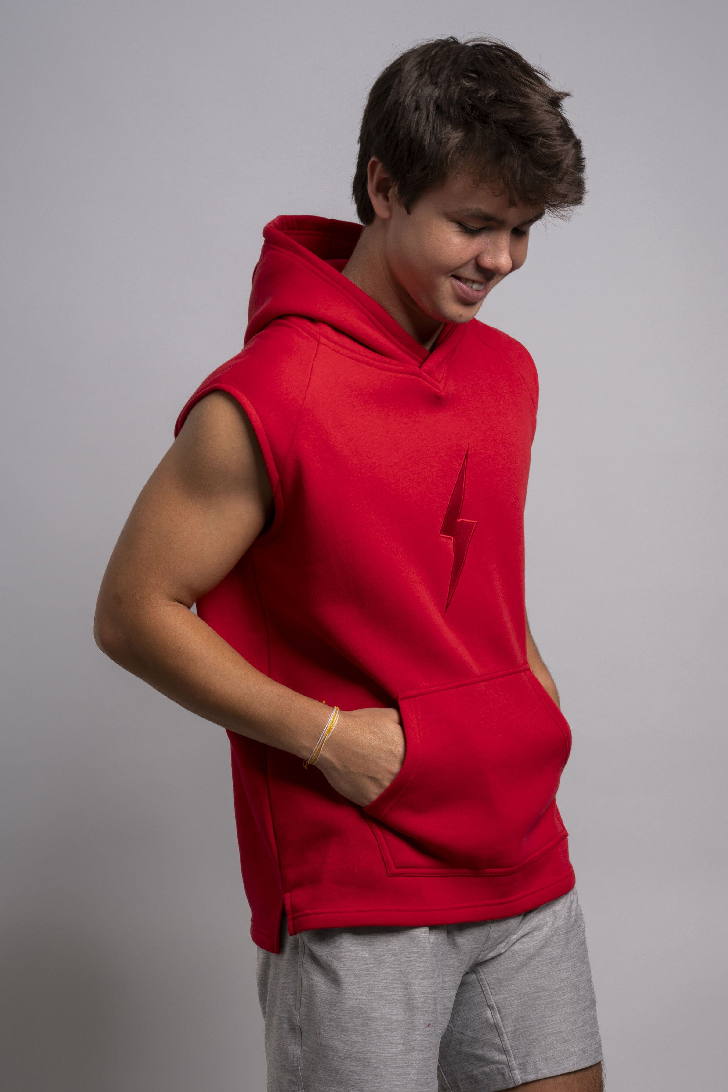 Bruce Bolt Sleeveless Hoodie - Red Athletic Training Top